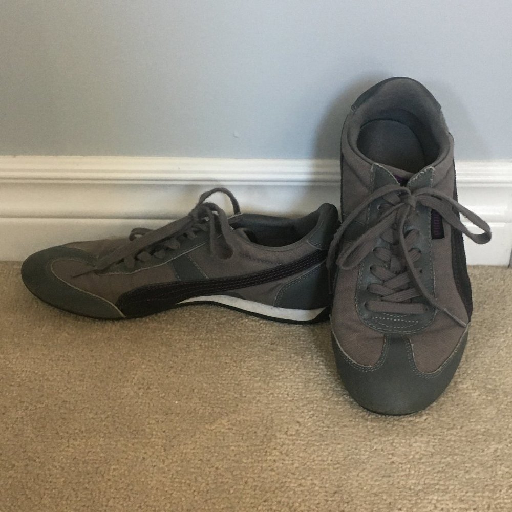 Puma Sneakers